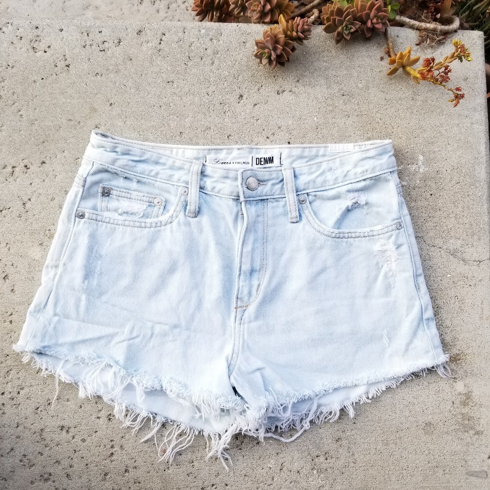 Lovers + Friends/ Light Wash Denim Cut Off Shorts